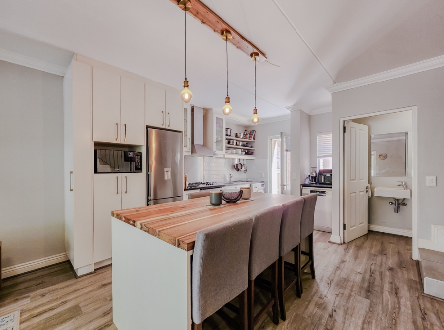 2 Bedroom Property for Sale in Nooitgedacht Village Western Cape